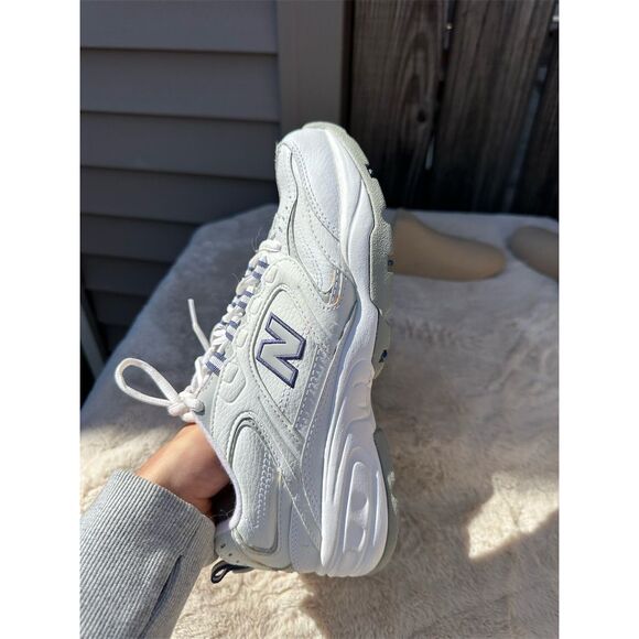 New Balance Women's Athletic Walking Sneakers White Size 8.5 - Picture 11 of 13